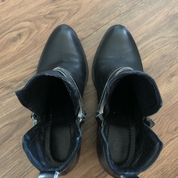 DIBA Skyler Booties - good condition with LOTS of wear left! - Picture 5 of 9
